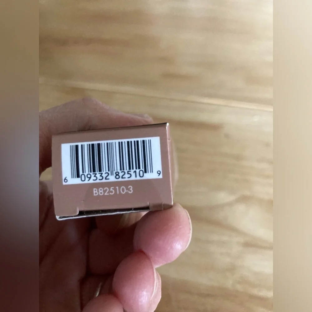NWT Elf lip exfoliate in brown sugar in 0.12 oz size